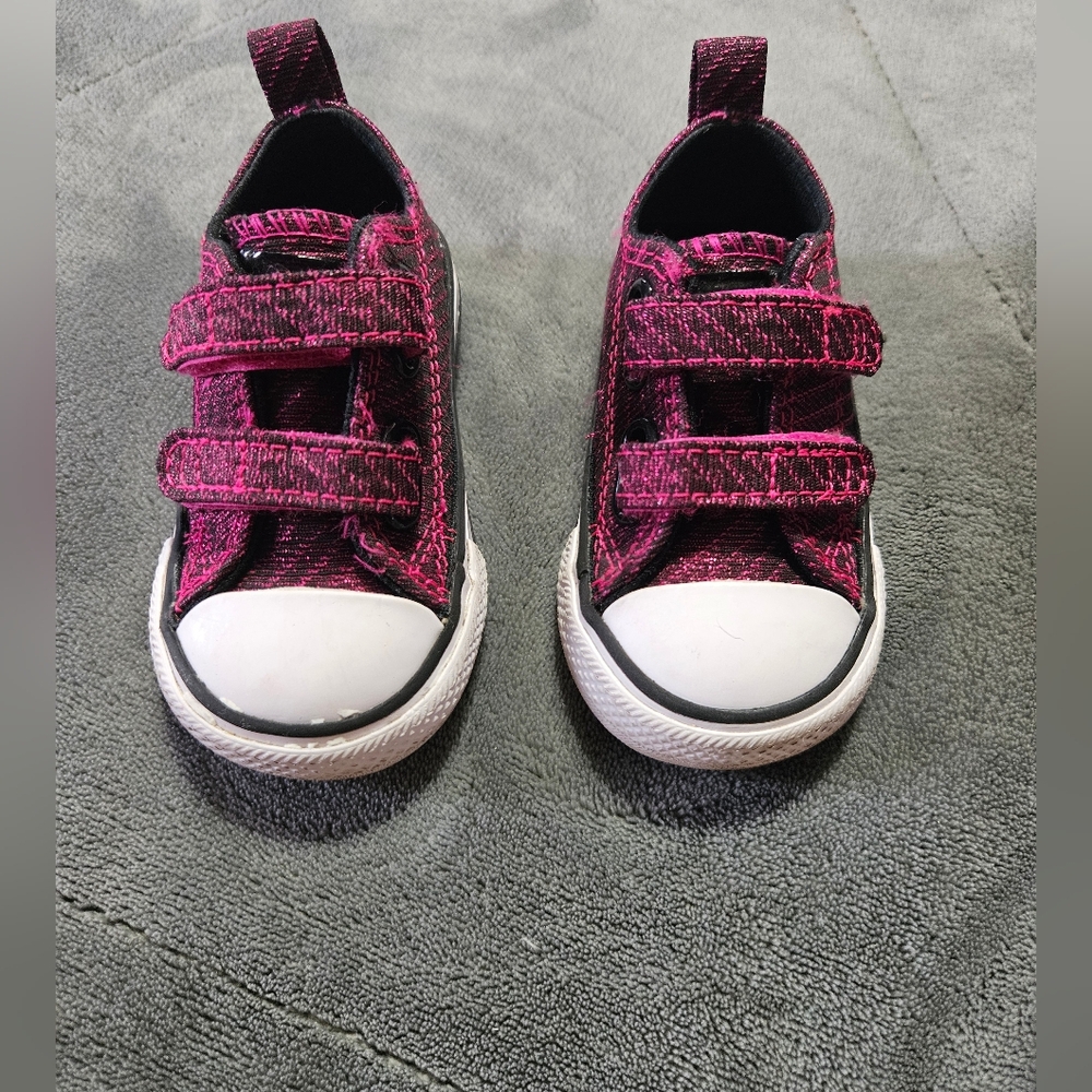 Converse Easy On